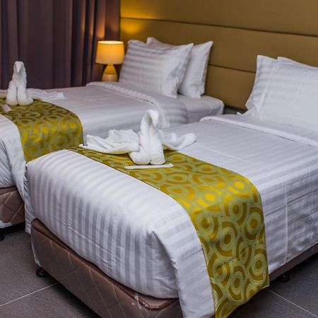 Hotel Costa Brava Tacloban Dış mekan fotoğraf