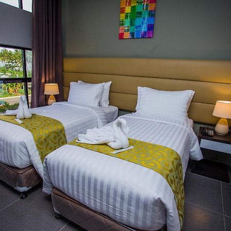 Hotel Costa Brava Tacloban Dış mekan fotoğraf